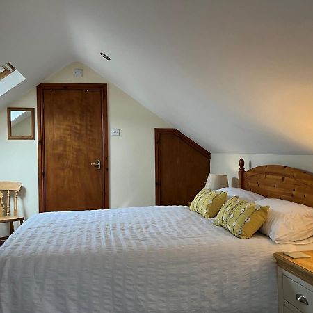 Cheerful 3 Bedroom Cottage In Central Location آمبيلسايد المظهر الخارجي الصورة